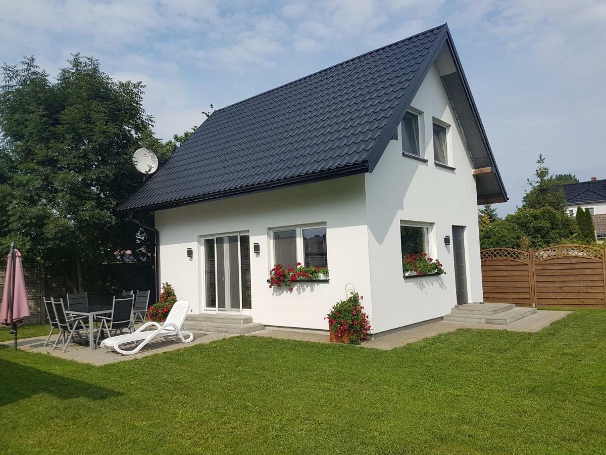 Villa Dom pod Orzechem Swinemünde Exterior foto