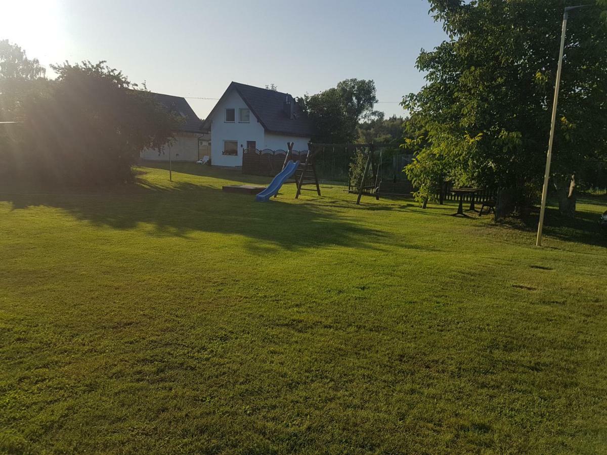 Villa Dom pod Orzechem Swinemünde Exterior foto